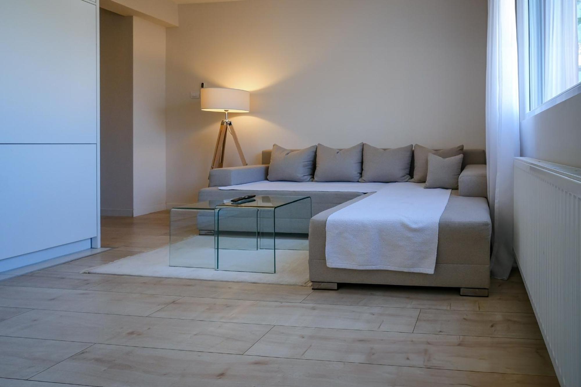 Apartment In Nis, Center! Brand-New Luaran gambar